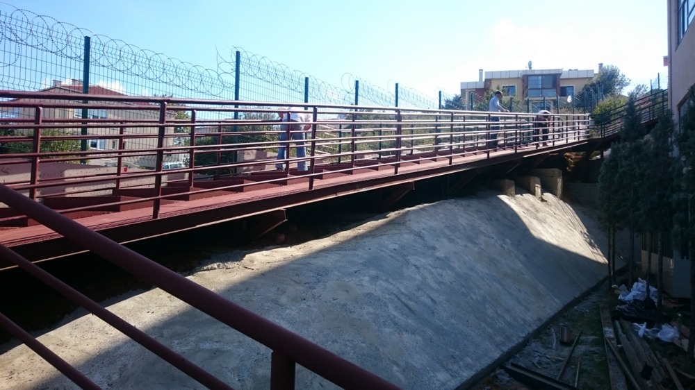 Dragos Bahçeşehir Koleji - Çelik Merdiven